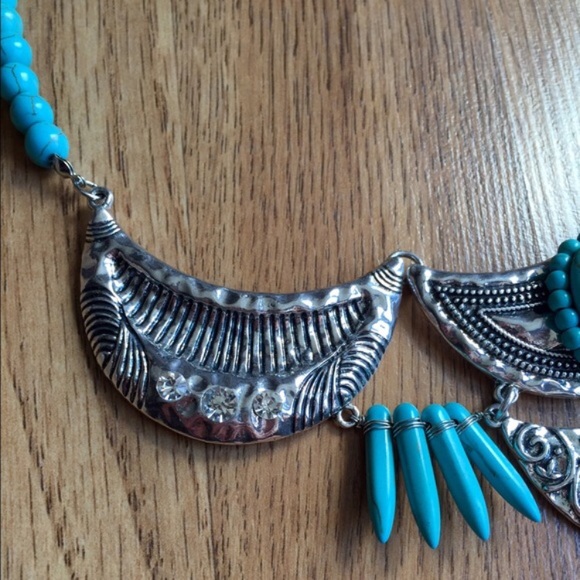 *CLOSING BOUTIQUE* - Picture 5 of 5